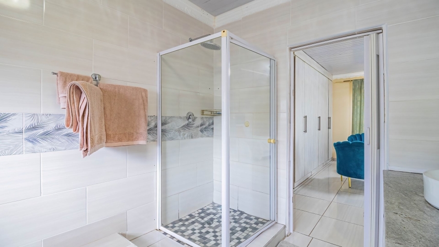 7 Bedroom Property for Sale in Mogwase Unit 4 North West
